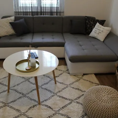 Cosy With Big Terrace In Apartment