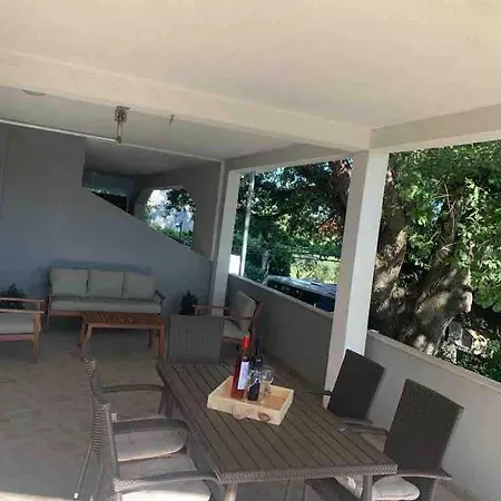 Cosy With Big Terrace In Apartment Orebić